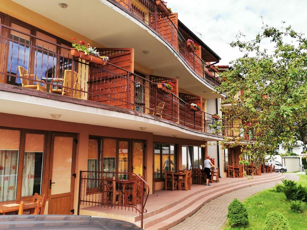 Dom Wczasowy Radosc Rewal Exterior photo